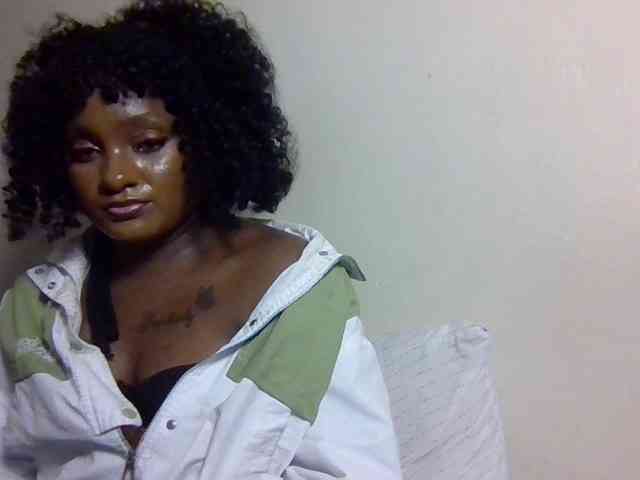 SweetKimmie webcam