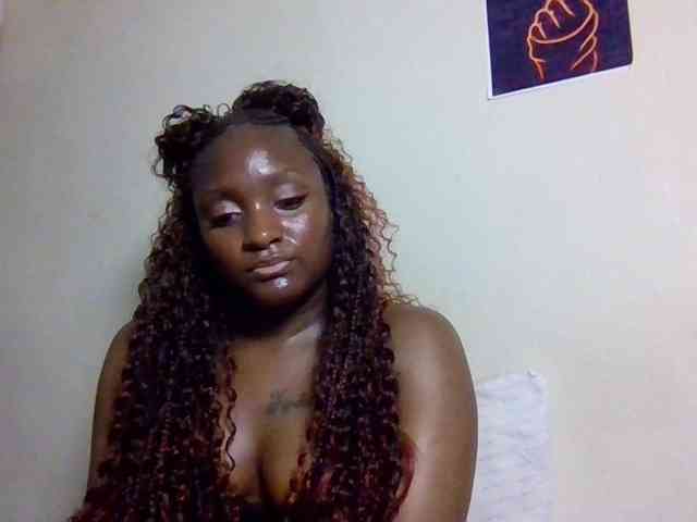 SweetKimmie webcam