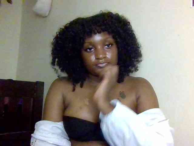 SweetKimmie webcam
