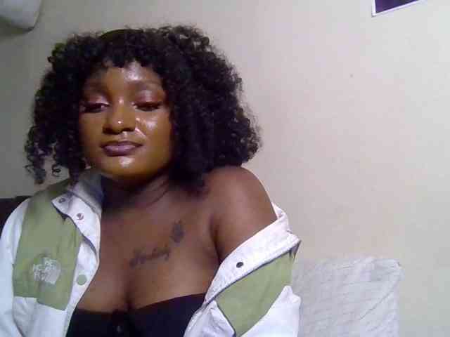 SweetKimmie webcam