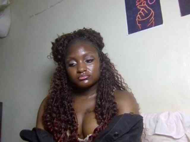 SweetKimmie webcam