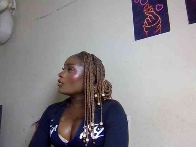 SweetKimmie webcam