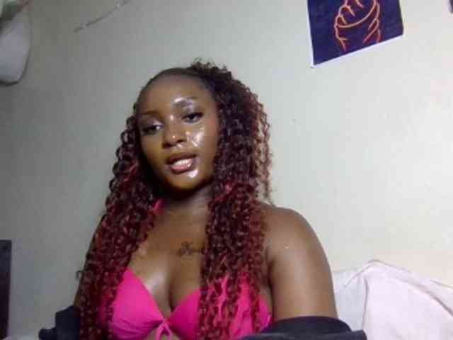 SweetKimmie webcam