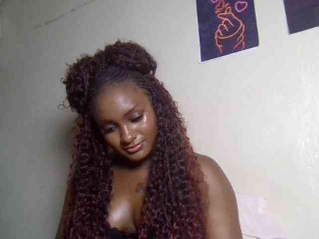 SweetKimmie webcam