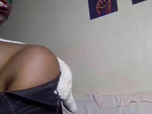 SweetKimmie webcam