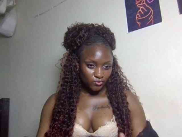 SweetKimmie webcam