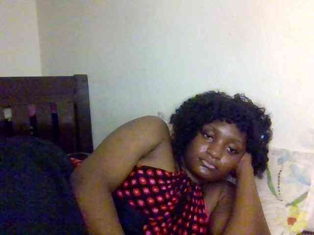 SweetKimmie webcam