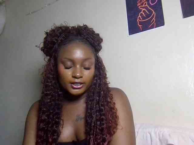 SweetKimmie webcam
