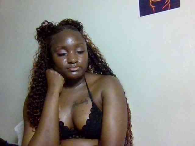 SweetKimmie webcam