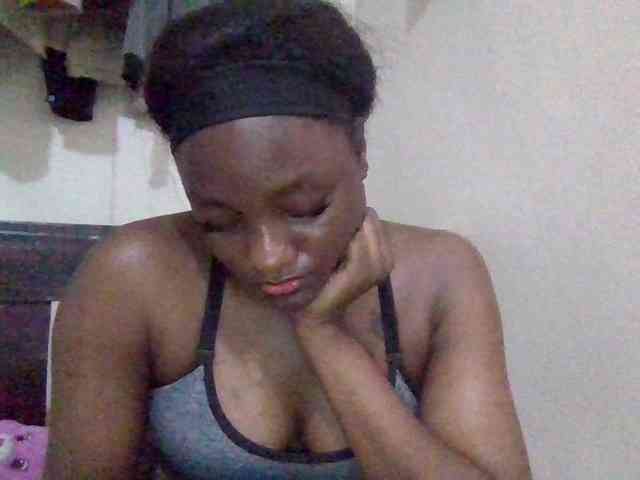 SweetKimmie webcam