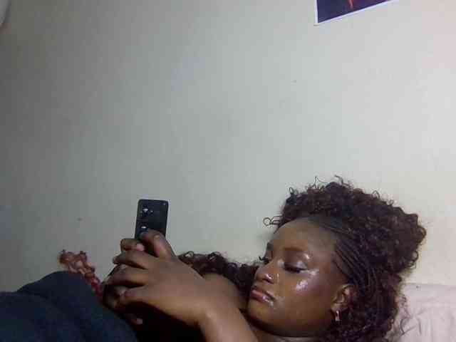 SweetKimmie webcam