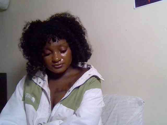 SweetKimmie webcam
