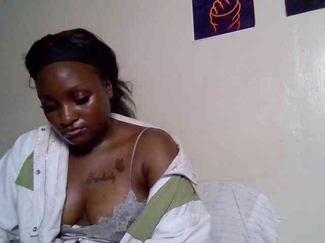 SweetKimmie webcam