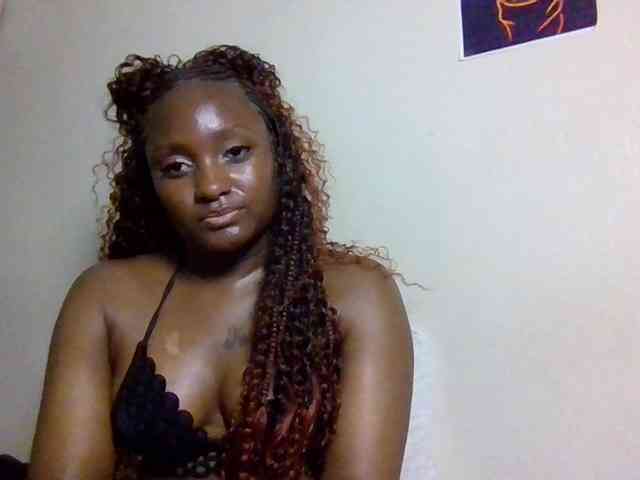 SweetKimmie webcam