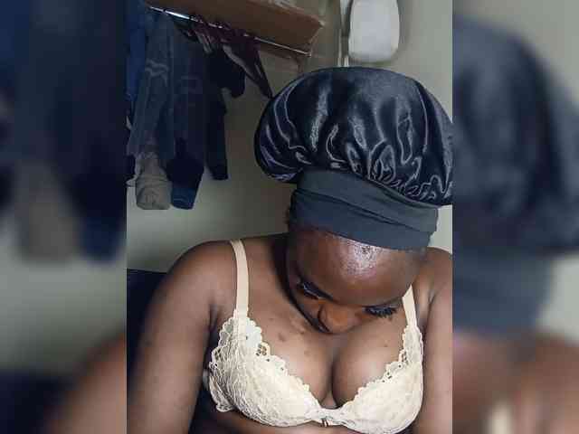 SweetKimmie webcam
