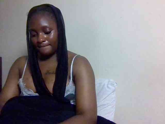 SweetKimmie webcam