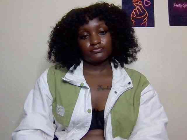 SweetKimmie webcam