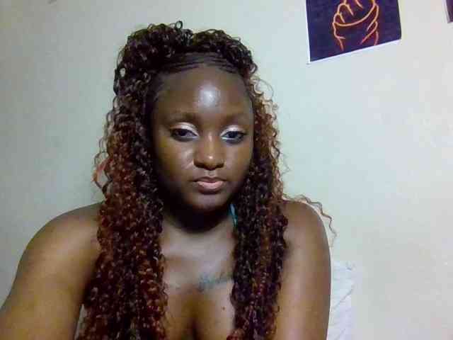 SweetKimmie webcam