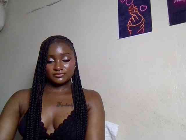 SweetKimmie webcam