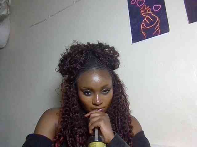 SweetKimmie webcam