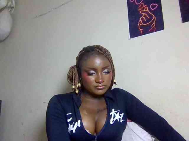 SweetKimmie webcam