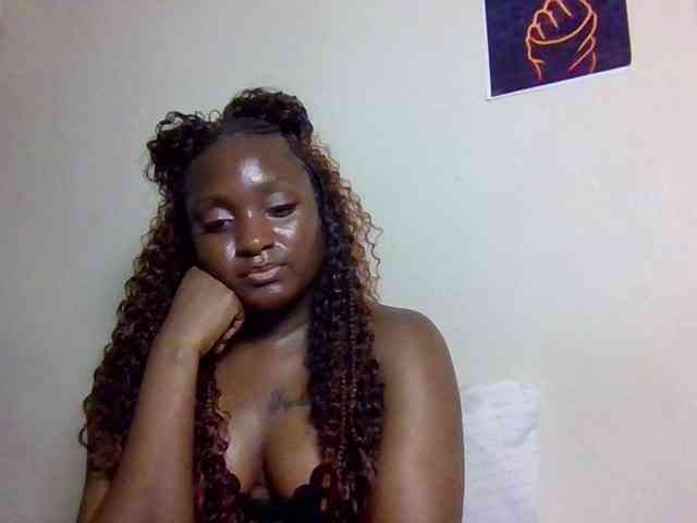 SweetKimmie webcam
