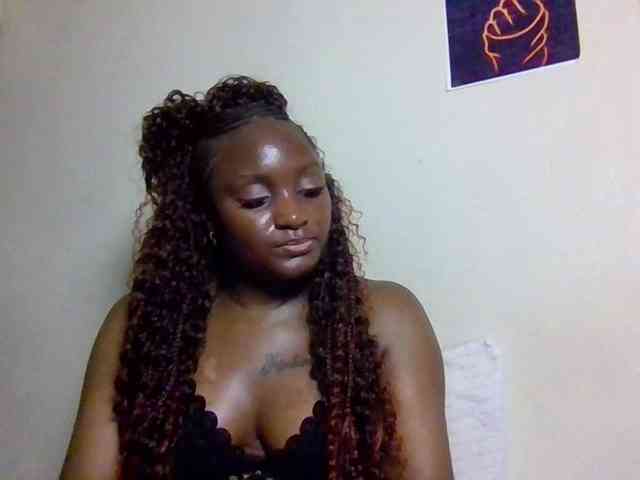 SweetKimmie webcam