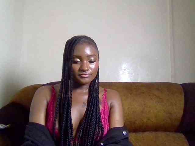SweetKimmie webcam