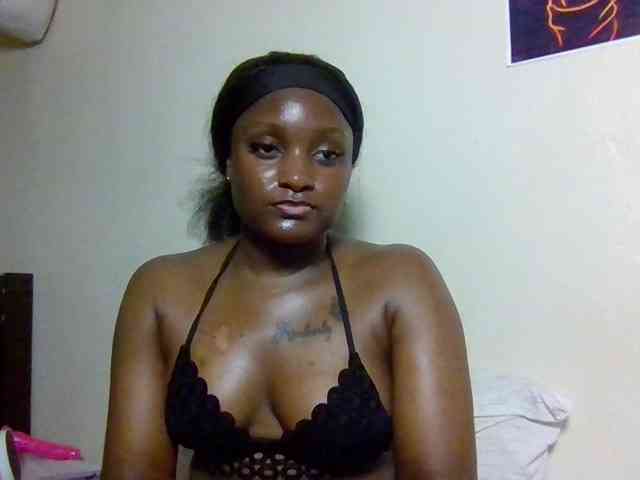 SweetKimmie webcam