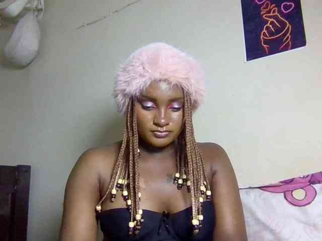 SweetKimmie webcam