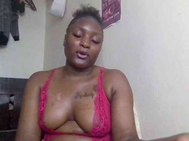 SweetKimmie webcam