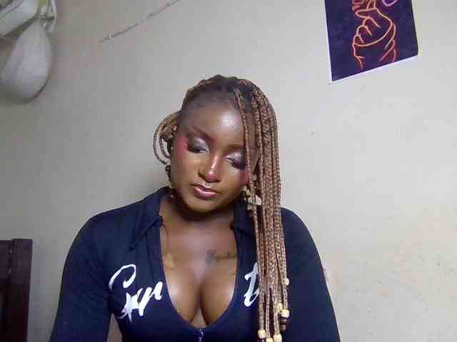 SweetKimmie webcam