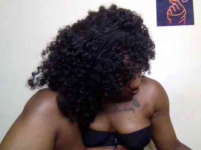 SweetKimmie webcam