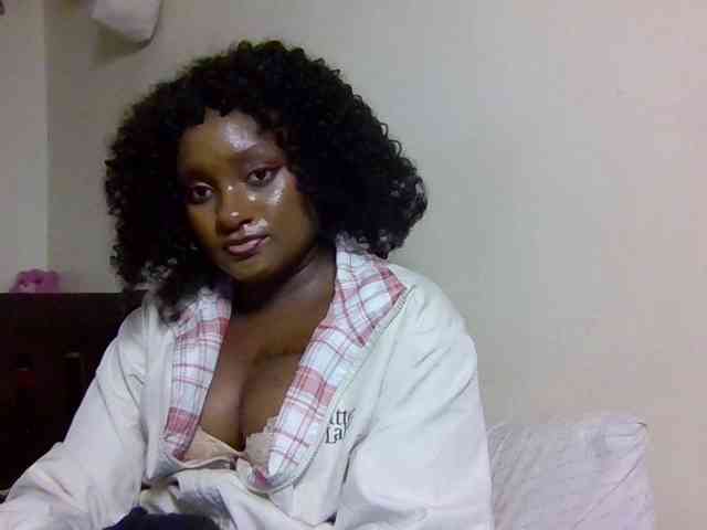 SweetKimmie webcam