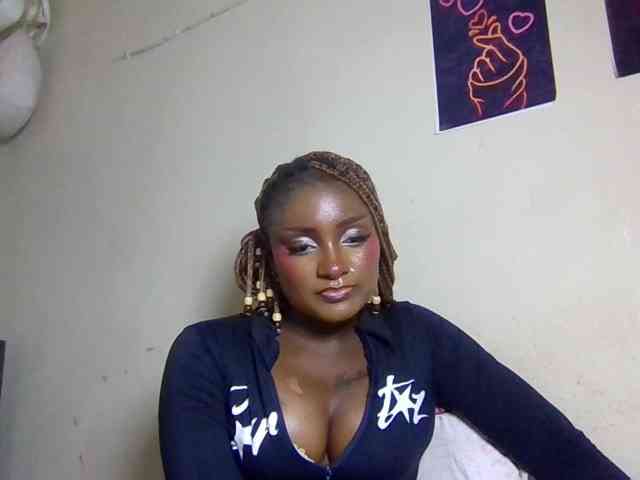 SweetKimmie webcam