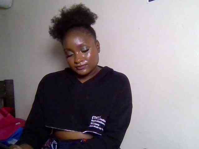 SweetKimmie webcam