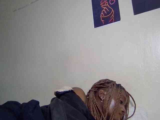 SweetKimmie webcam