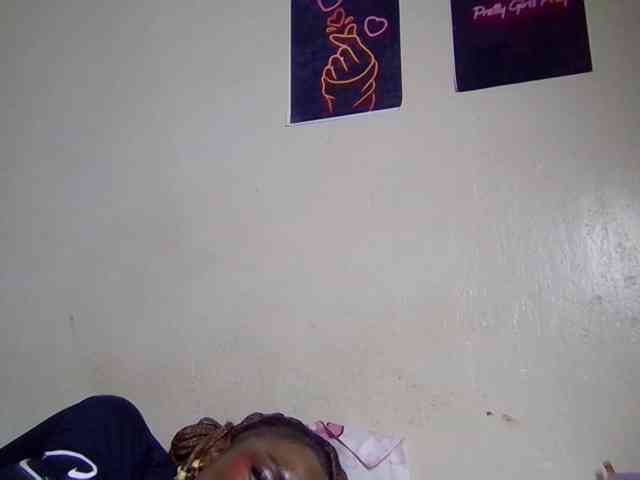 SweetKimmie webcam