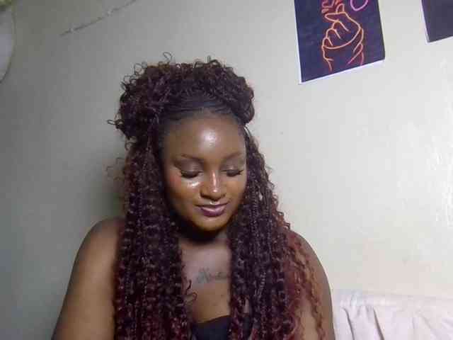 SweetKimmie webcam
