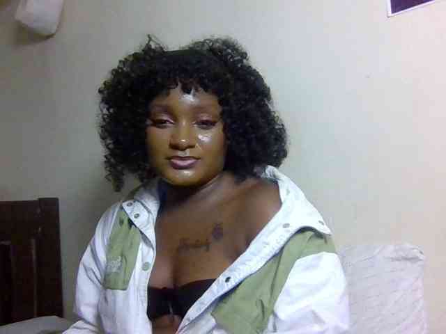 SweetKimmie webcam