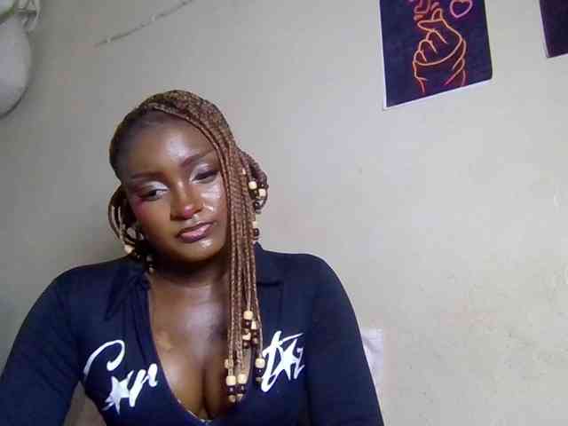 SweetKimmie webcam
