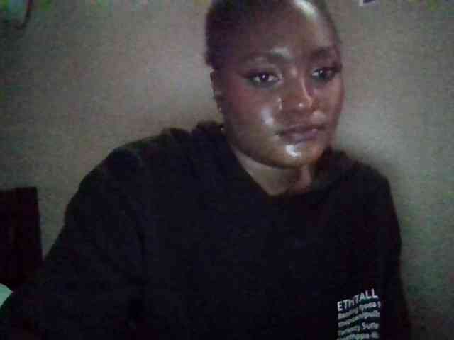 SweetKimmie webcam