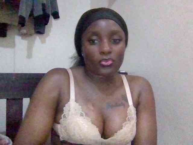 SweetKimmie webcam