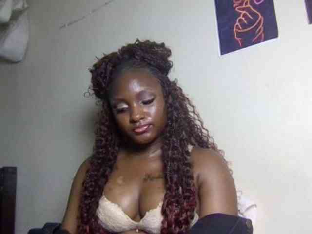 SweetKimmie webcam