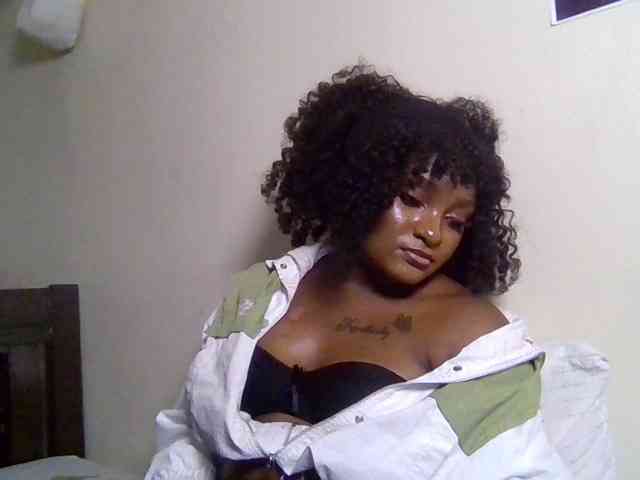 SweetKimmie webcam