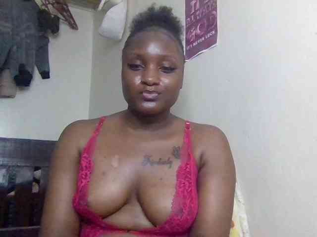 SweetKimmie webcam