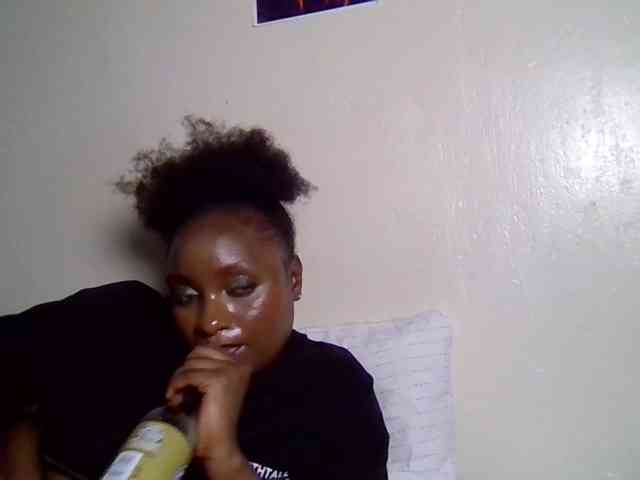 SweetKimmie webcam