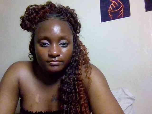 SweetKimmie webcam