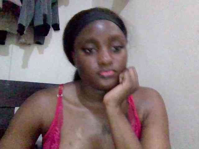 SweetKimmie webcam
