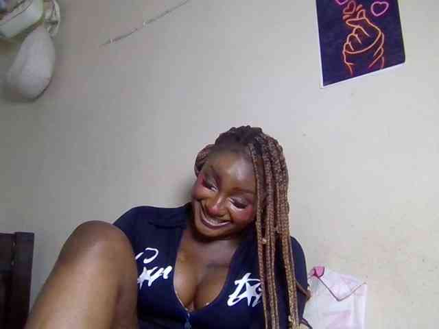 SweetKimmie webcam